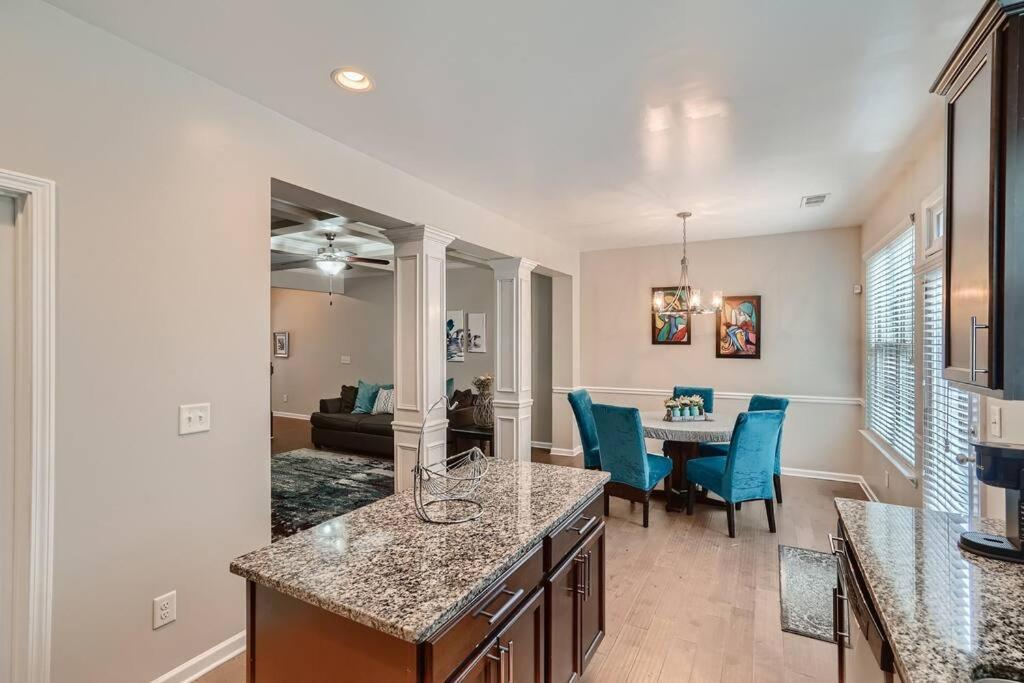 Luxury Townhouse In Atlanta Suburb Villa Collinsville Bagian luar foto